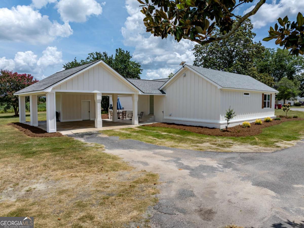 950 Crawley Road Property Photo 42