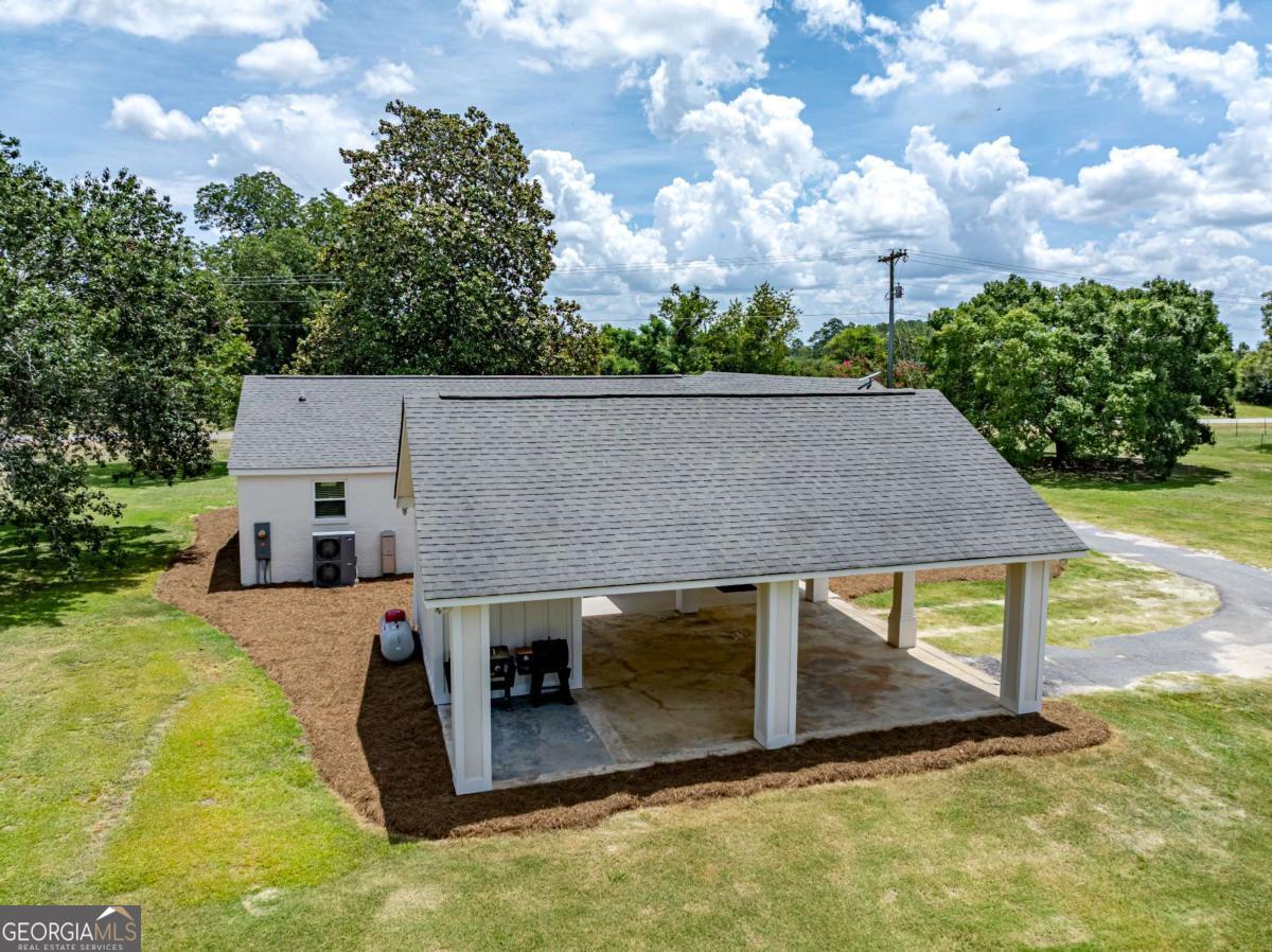 950 Crawley Road Property Photo 47