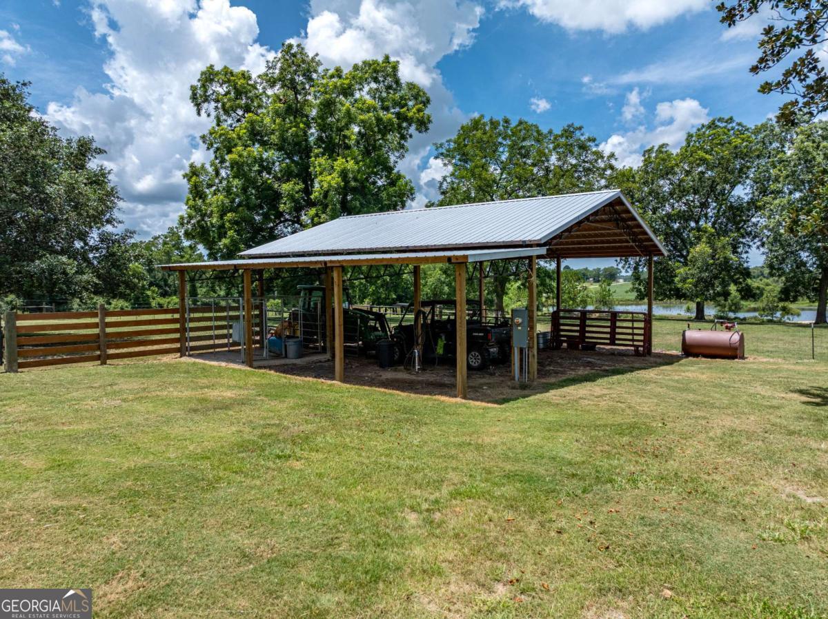 950 Crawley Road Property Photo 48