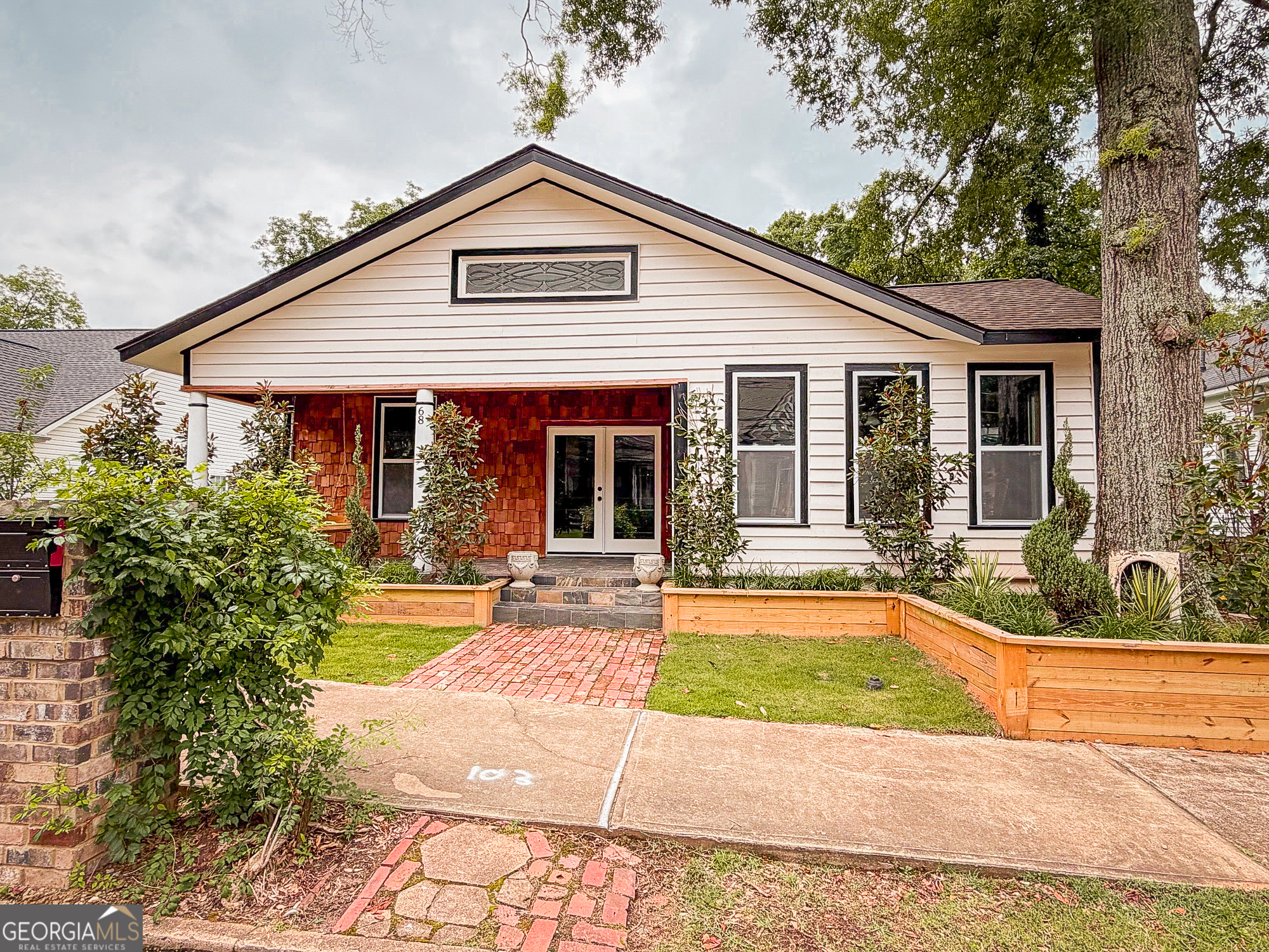68 Spring Street Property Photo 1
