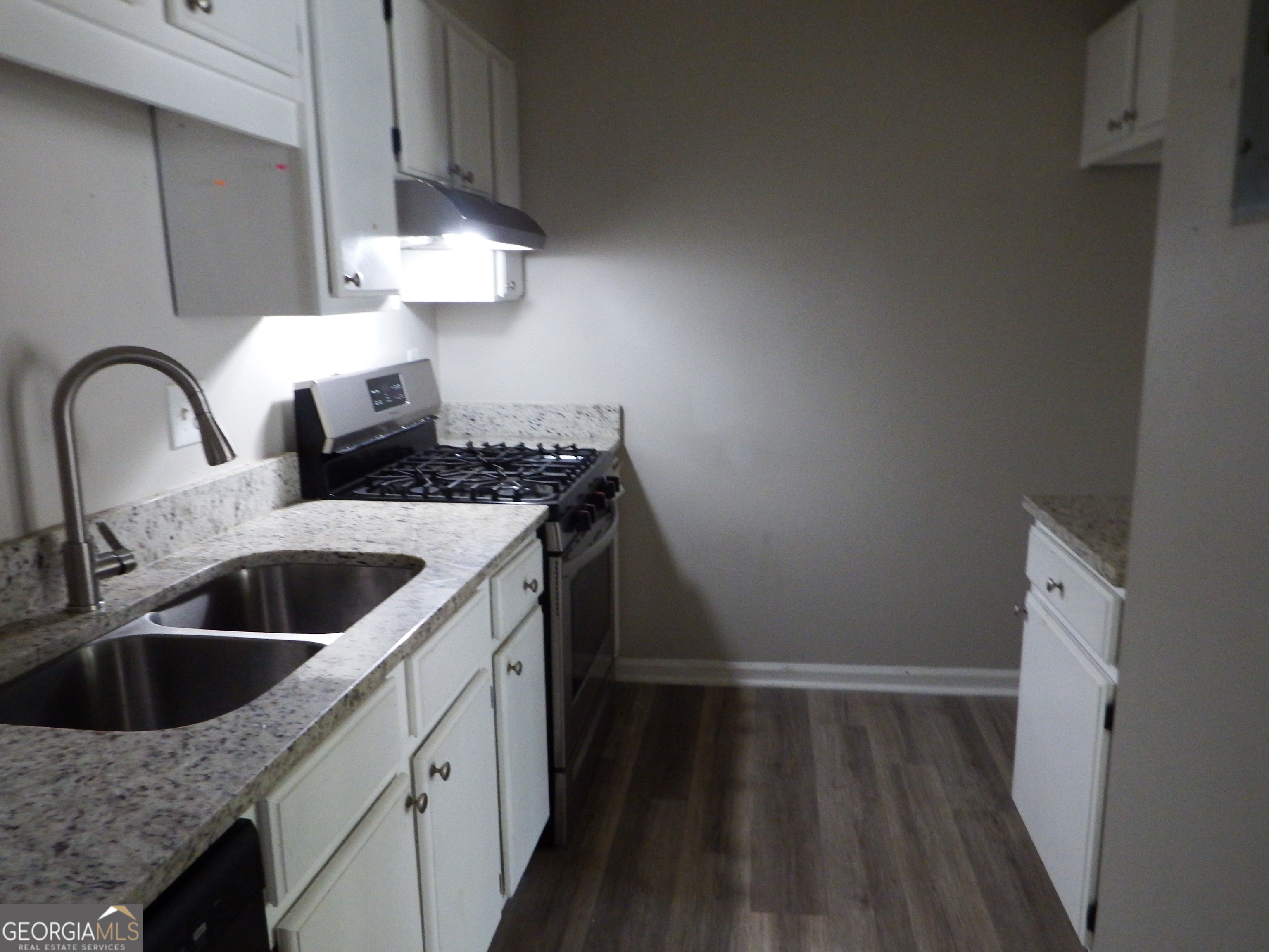 885 Brandy Oaks Lane Property Photo 3