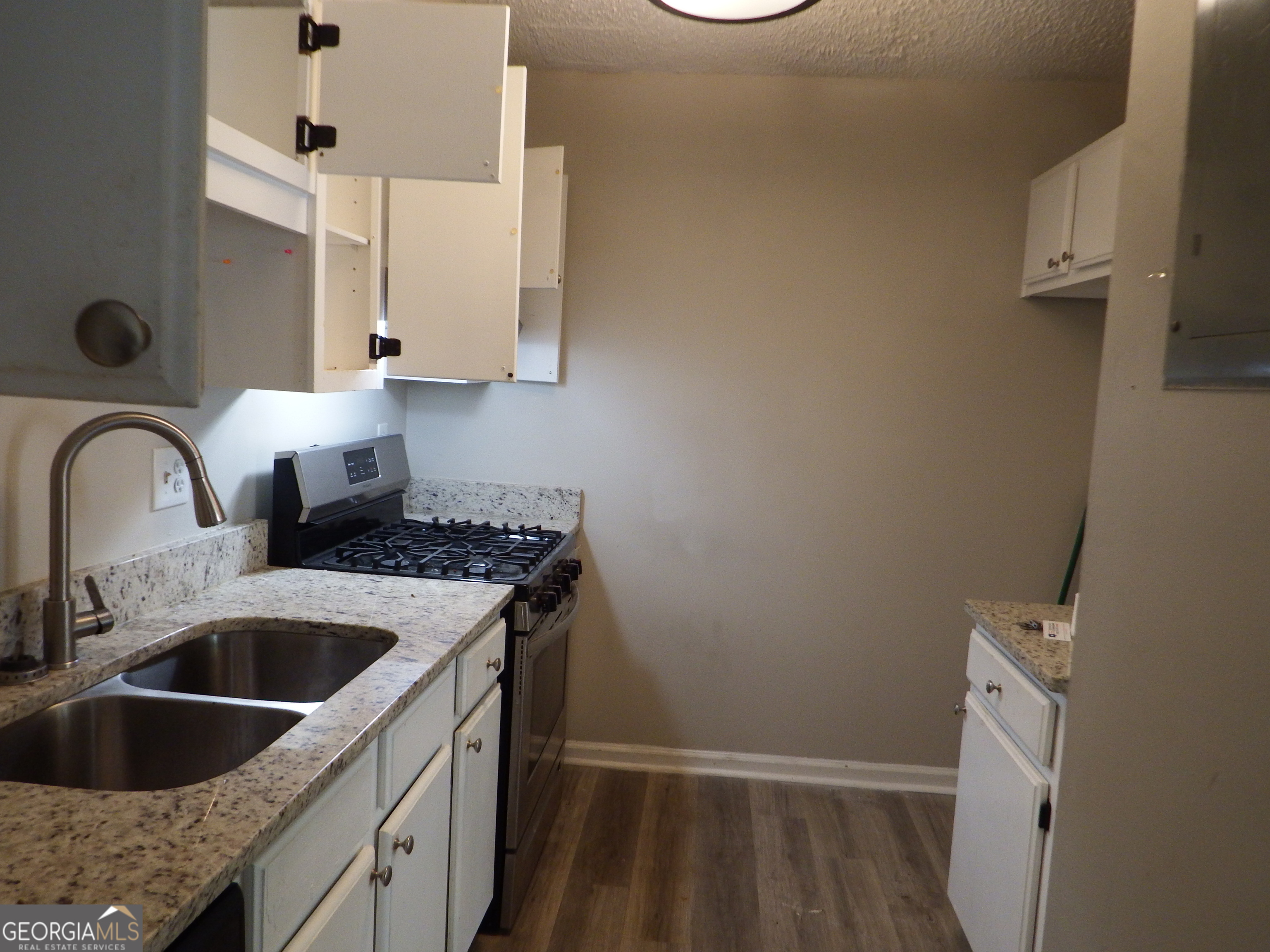 885 Brandy Oaks Lane Property Photo 6