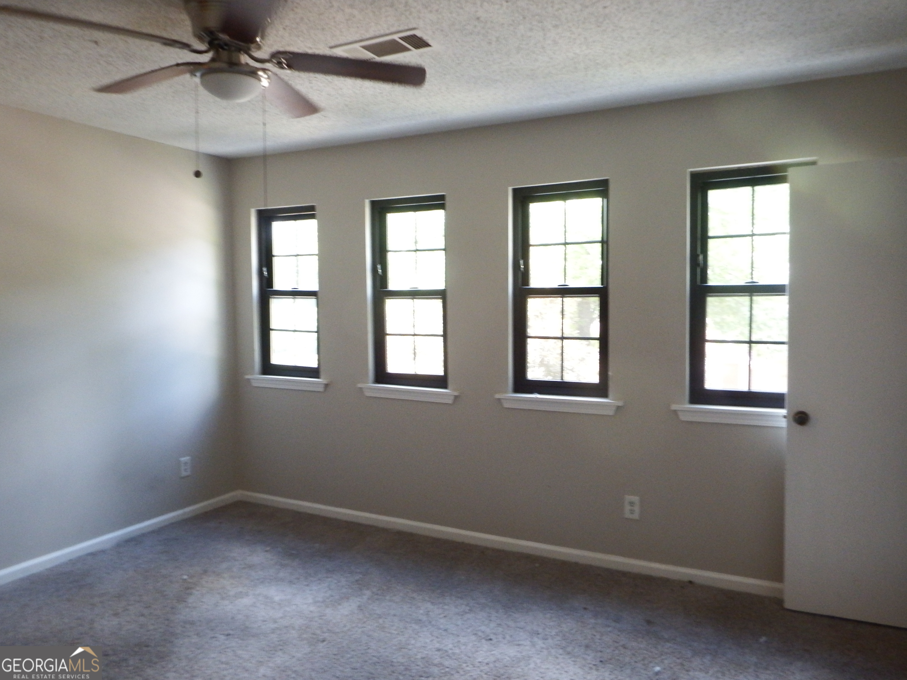 885 Brandy Oaks Lane Property Photo 9