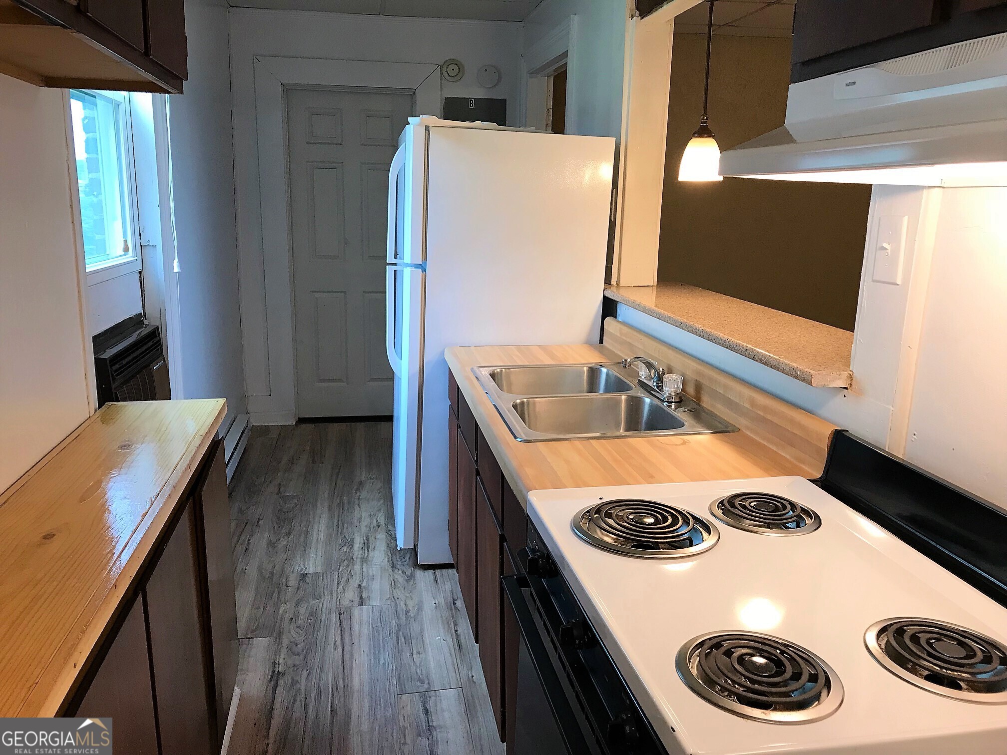 895 Mulberry Street Property Photo 4