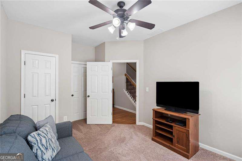 503 Grove Field Court Property Photo 8