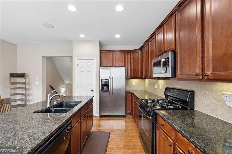 503 Grove Field Court Property Photo 20