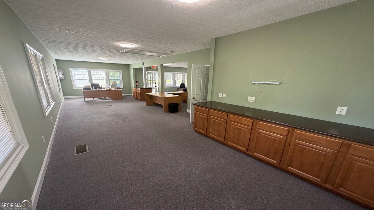 5659 Old Dahlonega Highway Property Photo 6
