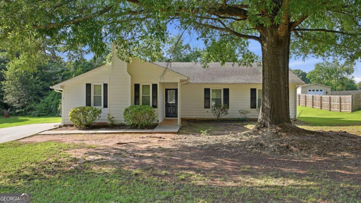 248 Helen Drive Nw Property Photo 2