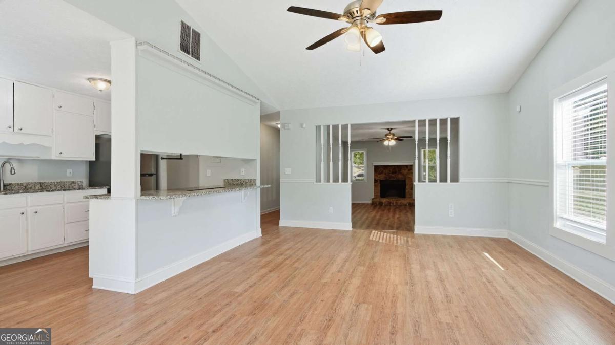 248 Helen Drive Nw Property Photo 7
