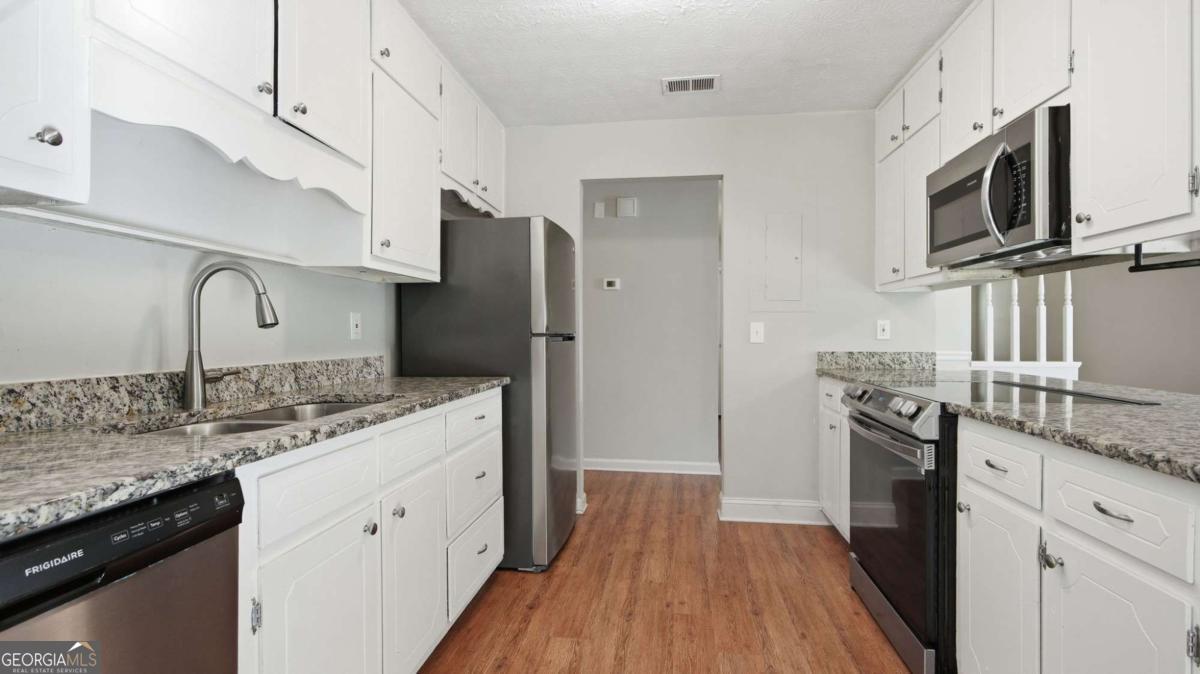 248 Helen Drive Nw Property Photo 12