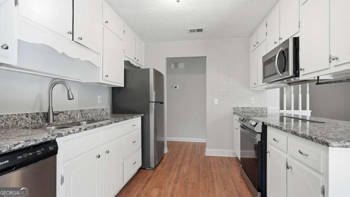 248 Helen Drive Nw Property Photo 14