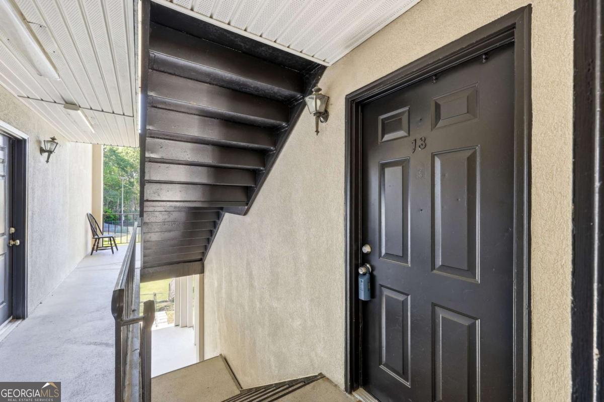 605 Candler Street # B13 Property Photo 3