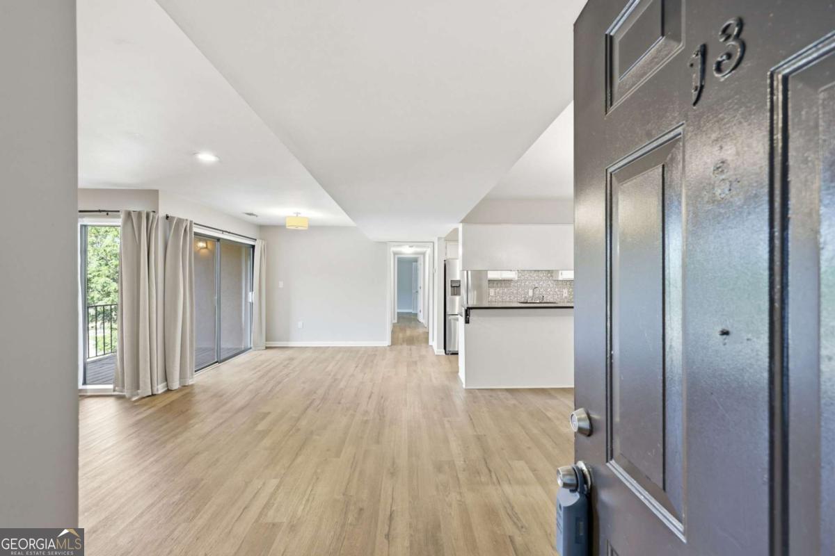 605 Candler Street # B13 Property Photo 4