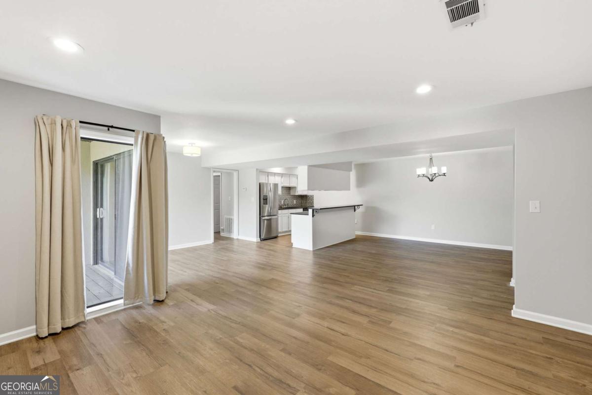 605 Candler Street # B13 Property Photo 6