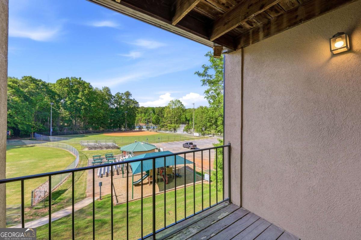 605 Candler Street # B13 Property Photo 9