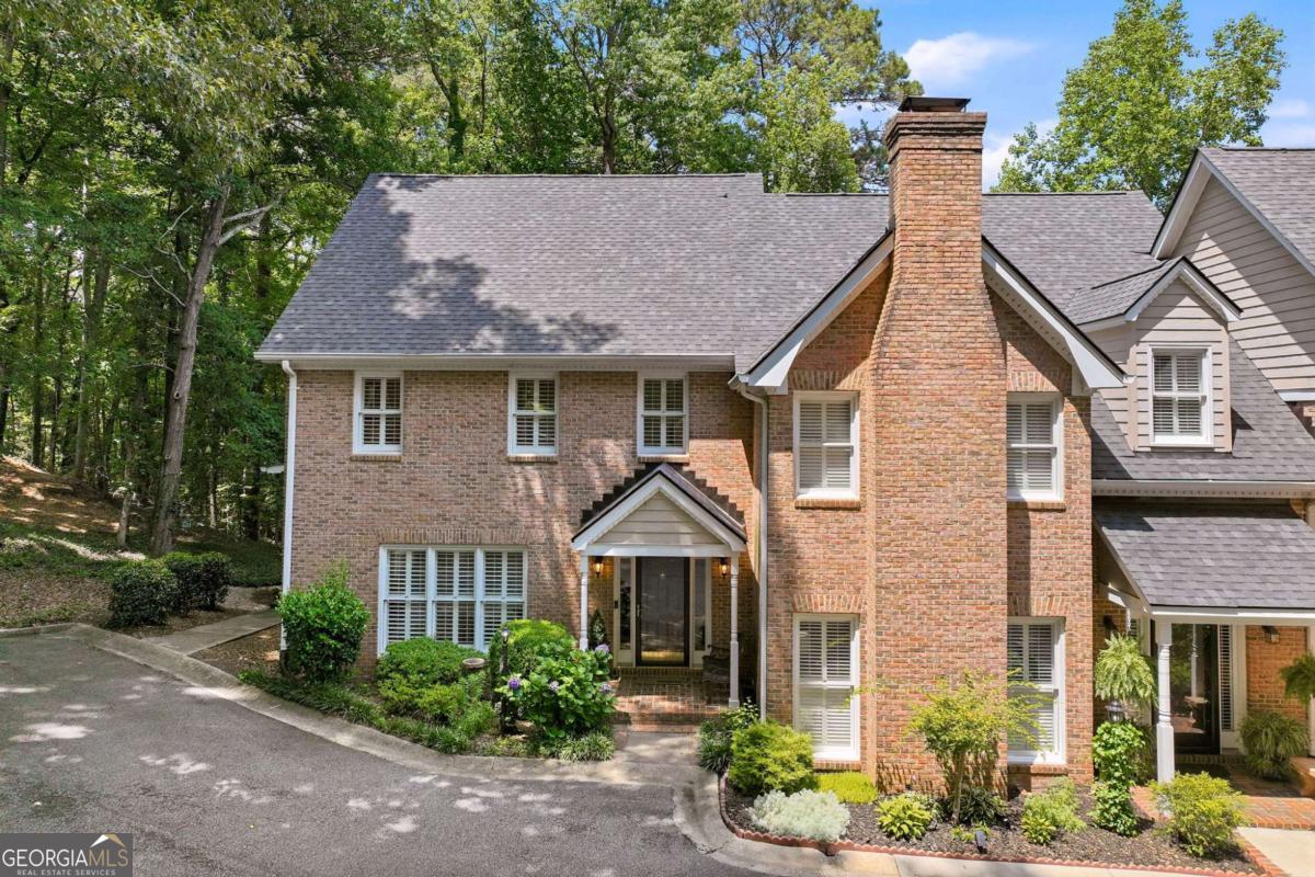 256 Wood Lake Drive Property Photo 1