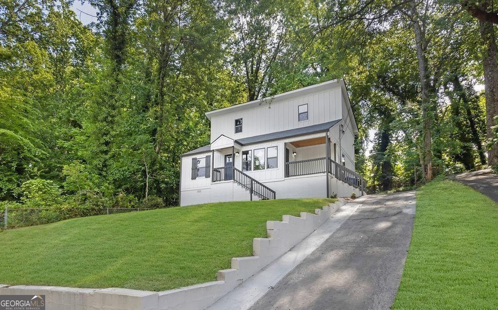1080 Westmont Road SW Property Photo 1