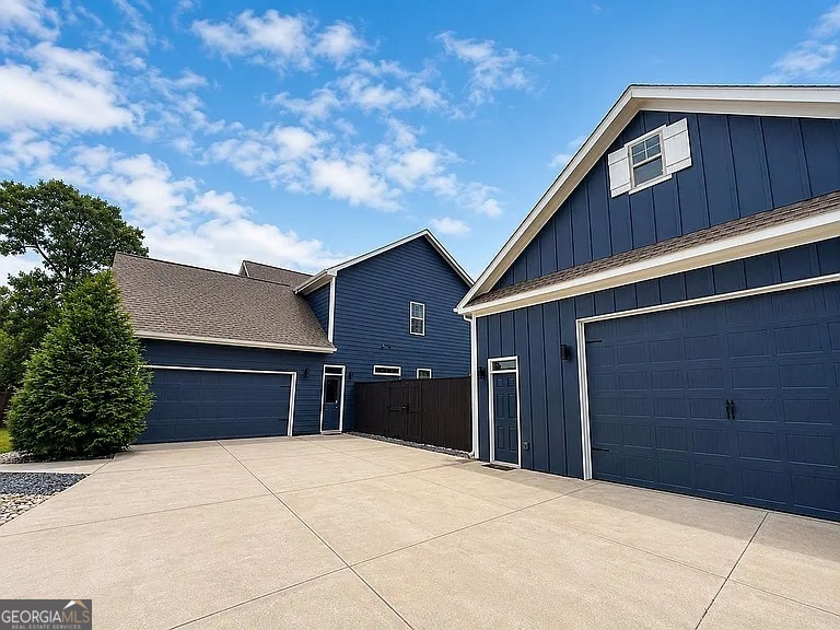 532 Black Horse Circle Property Photo 3