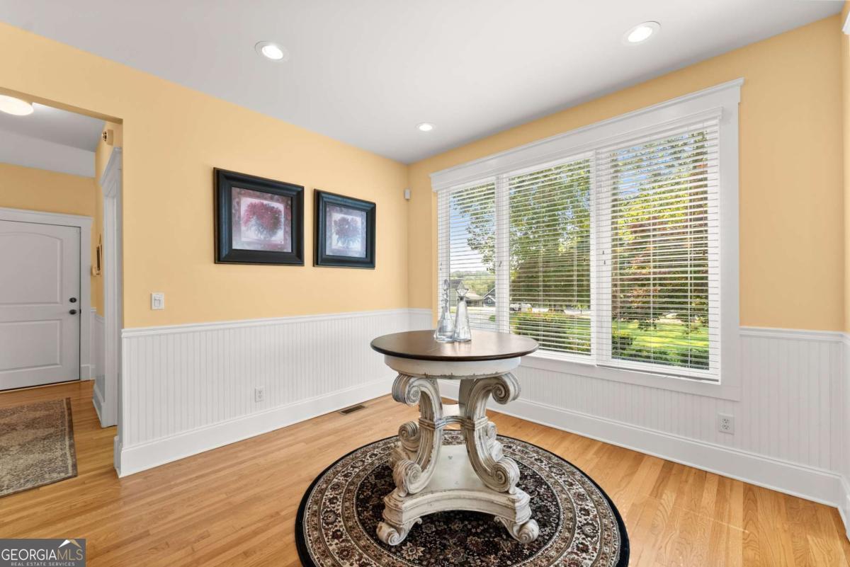 526 Orchard Drive Property Photo 14