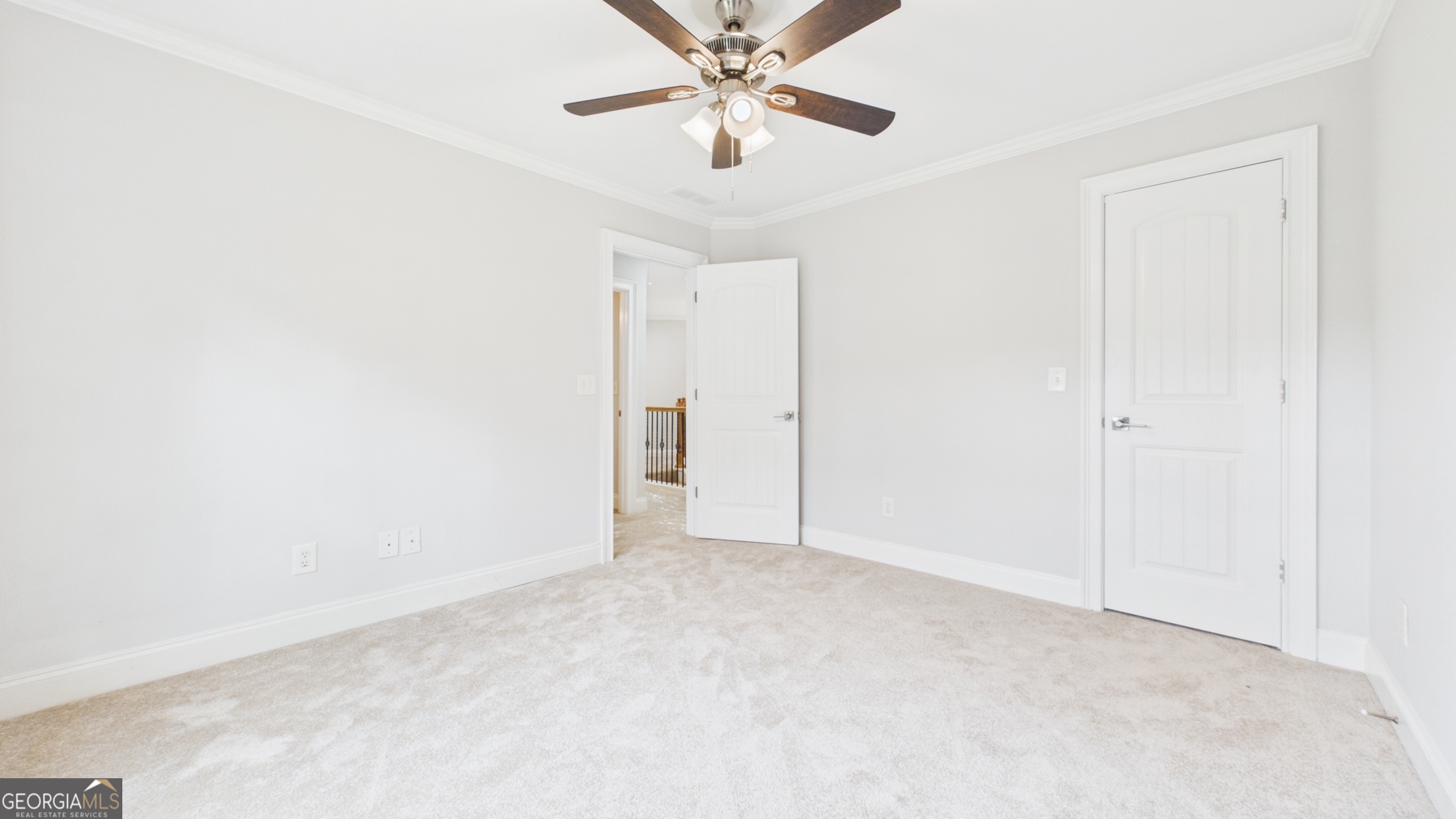 450 E End Road Property Photo 59