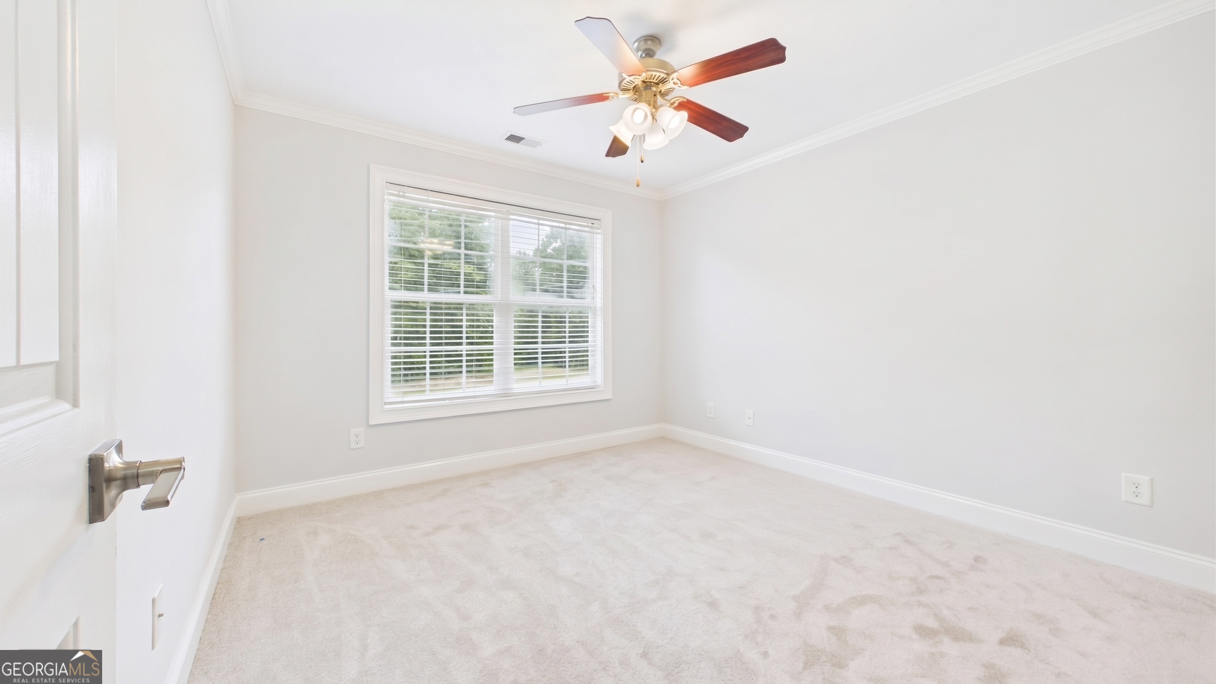 450 E End Road Property Photo 60