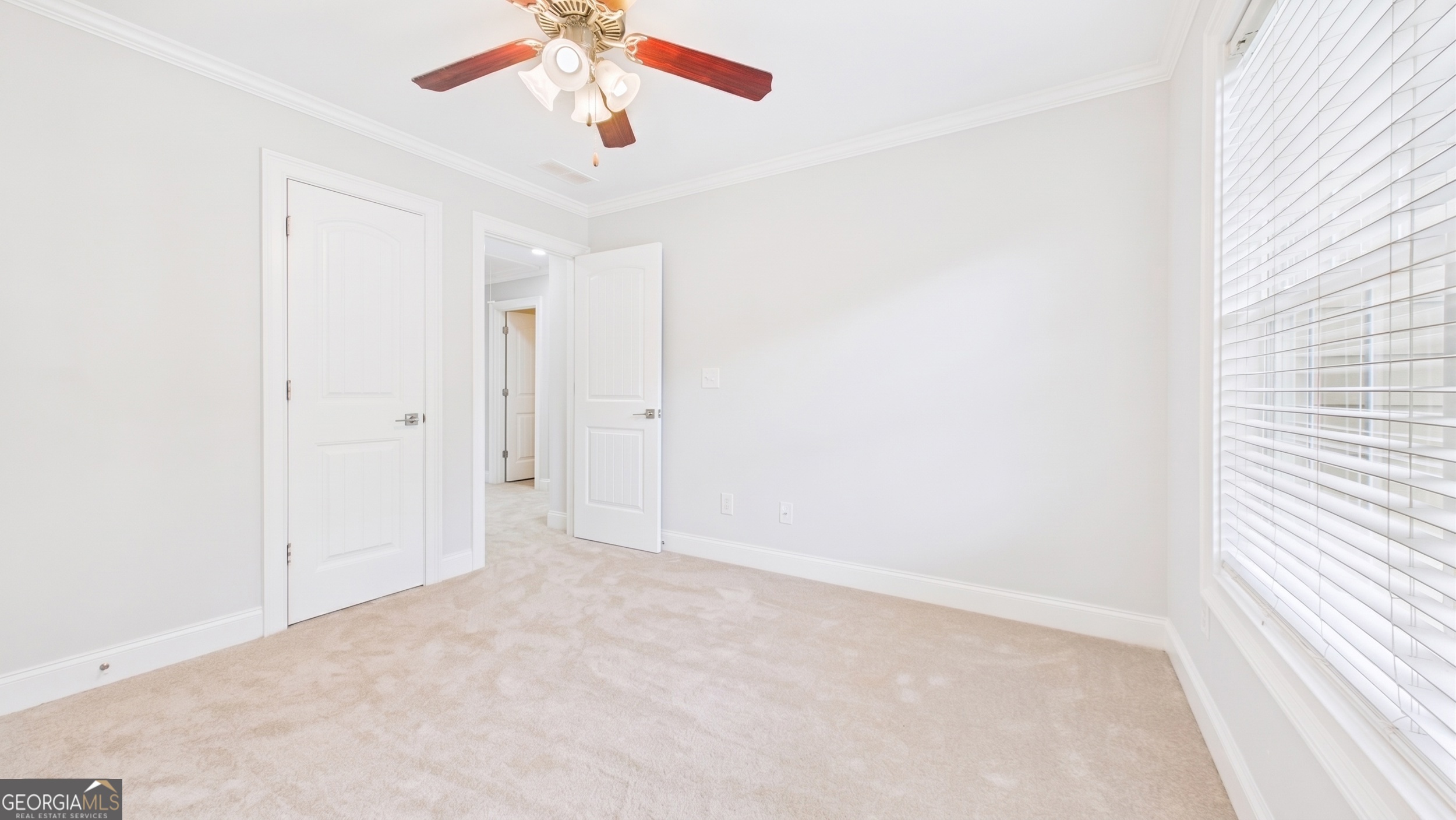450 E End Road Property Photo 61