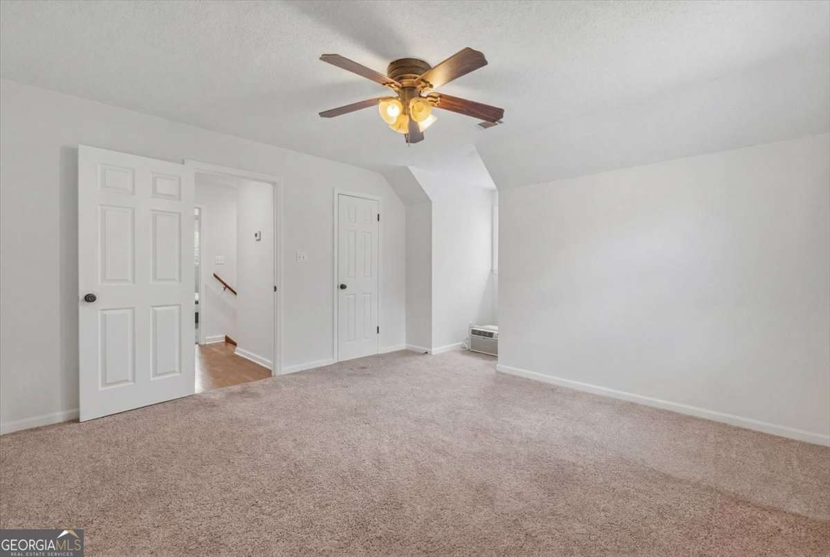 591 Old Taylorsville Road Property Photo 5