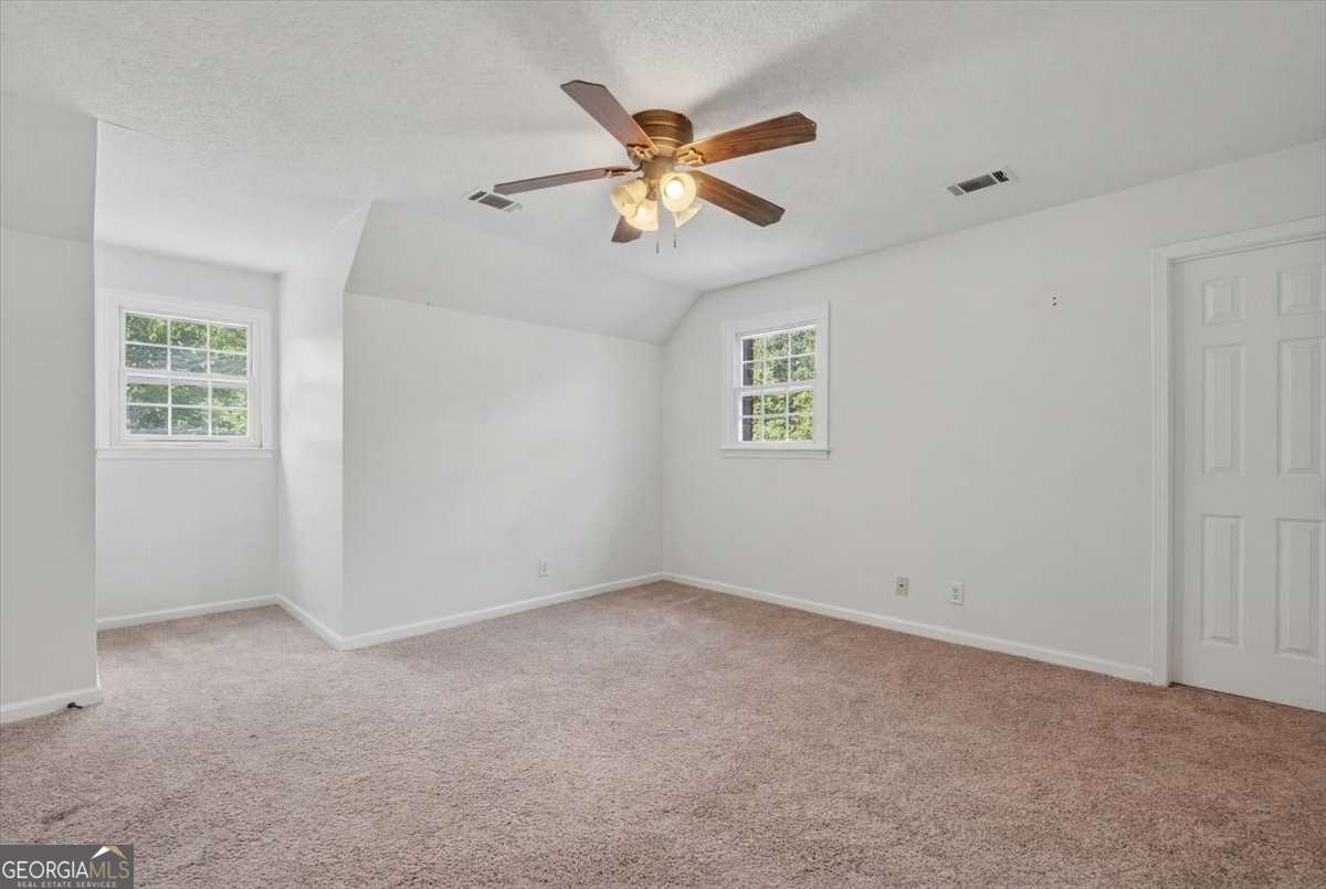 591 Old Taylorsville Road Property Photo 6