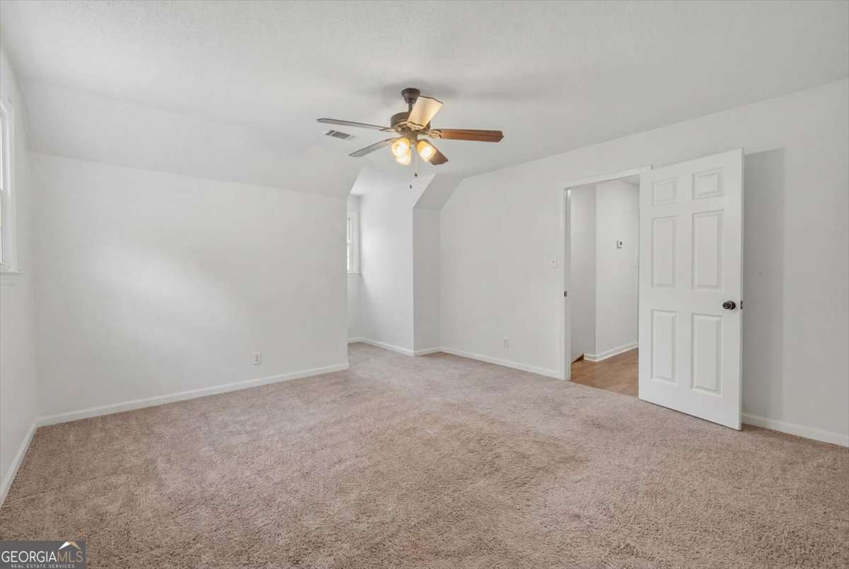 591 Old Taylorsville Road Property Photo 8