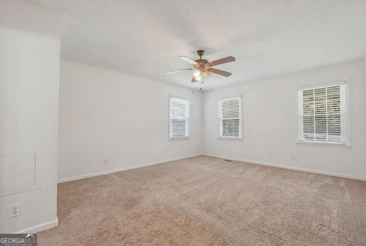 591 Old Taylorsville Road Property Photo 12