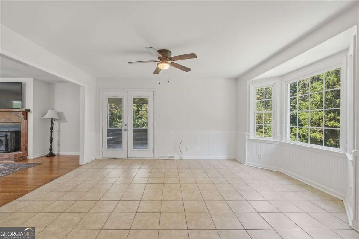 591 Old Taylorsville Road Property Photo 26