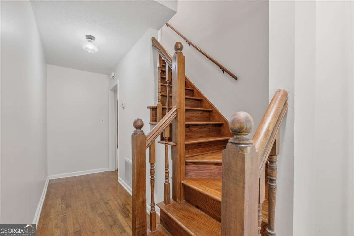 591 Old Taylorsville Road Property Photo 29