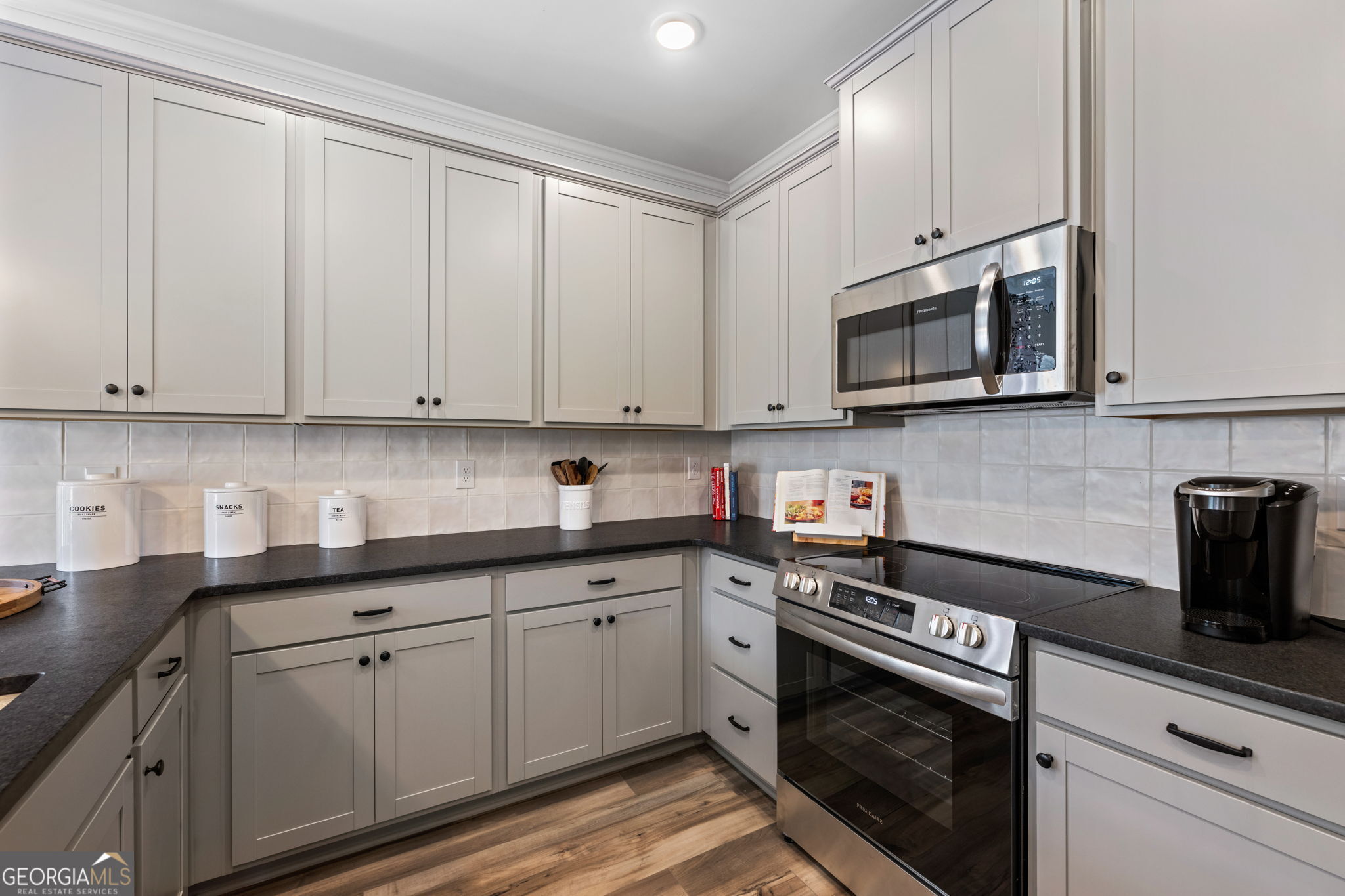 297 Artimis Drive Property Photo 9