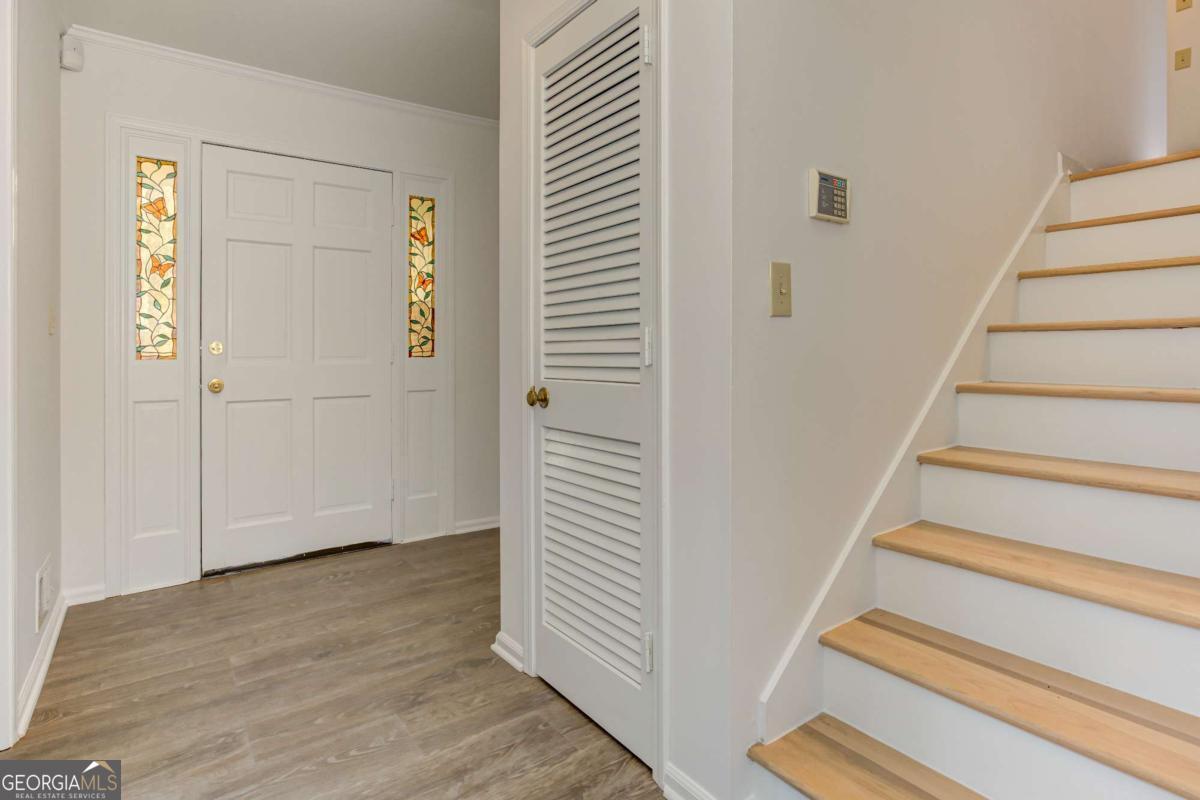 1257 Witham Drive Property Photo 15