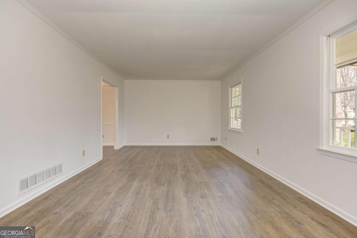 1257 Witham Drive Property Photo 16