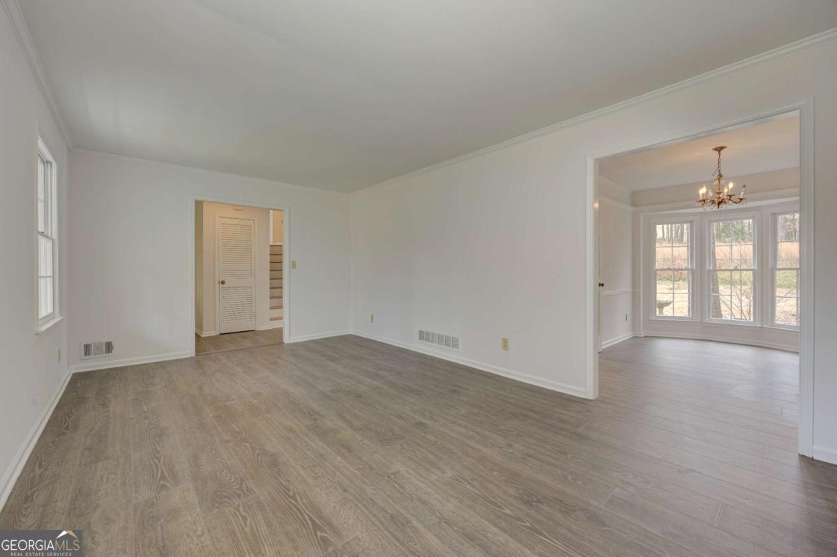 1257 Witham Drive Property Photo 19