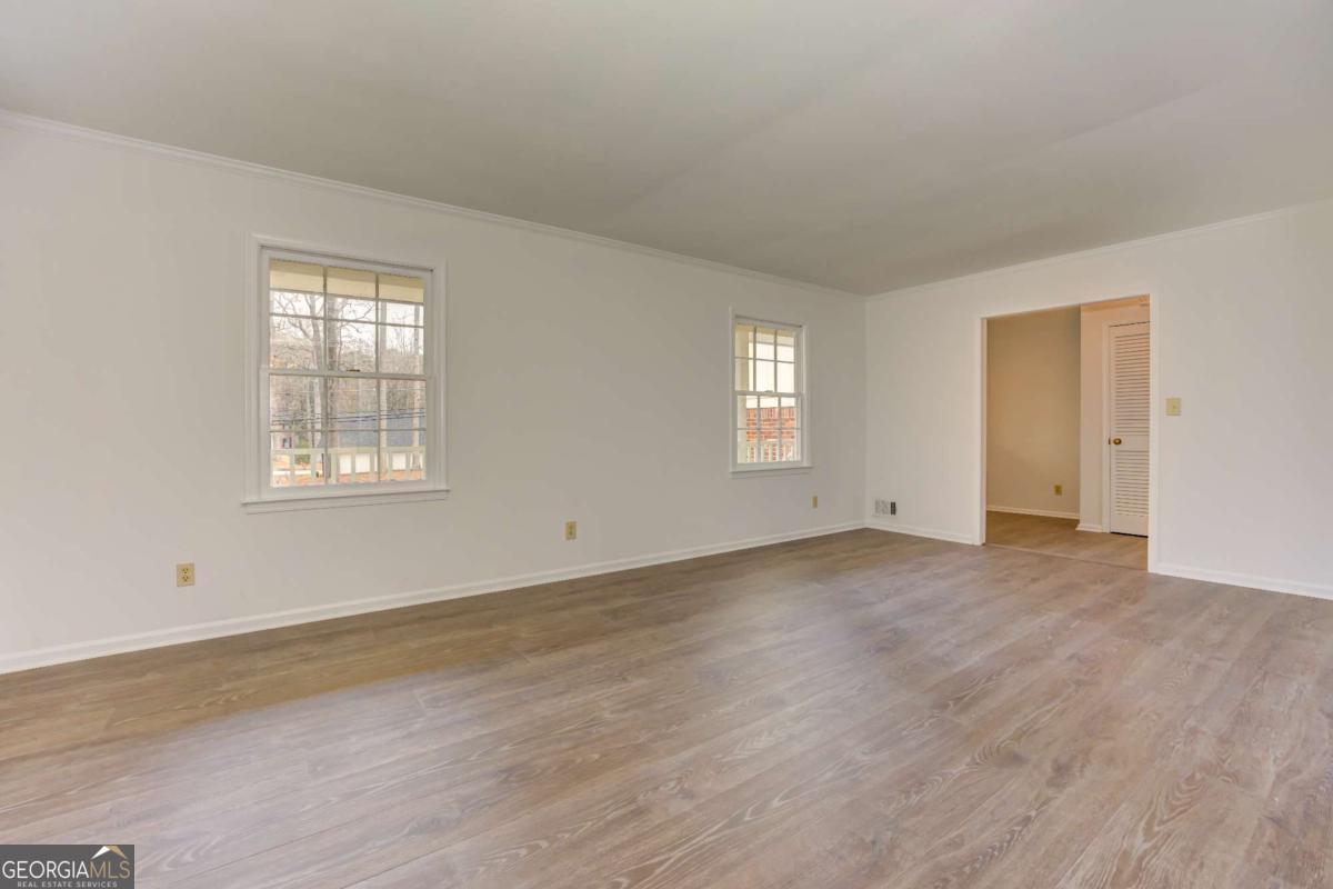 1257 Witham Drive Property Photo 20
