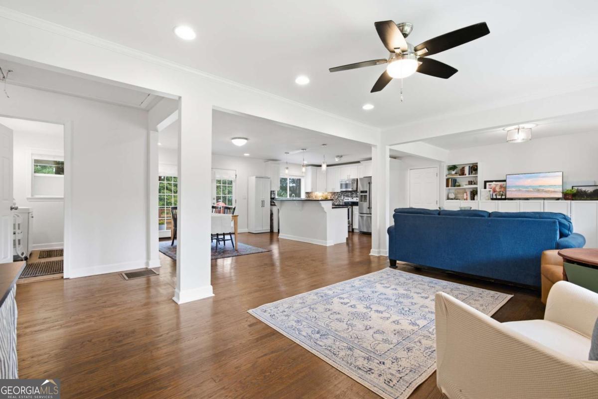 1891 Shepherd Circle Sw Property Photo 4