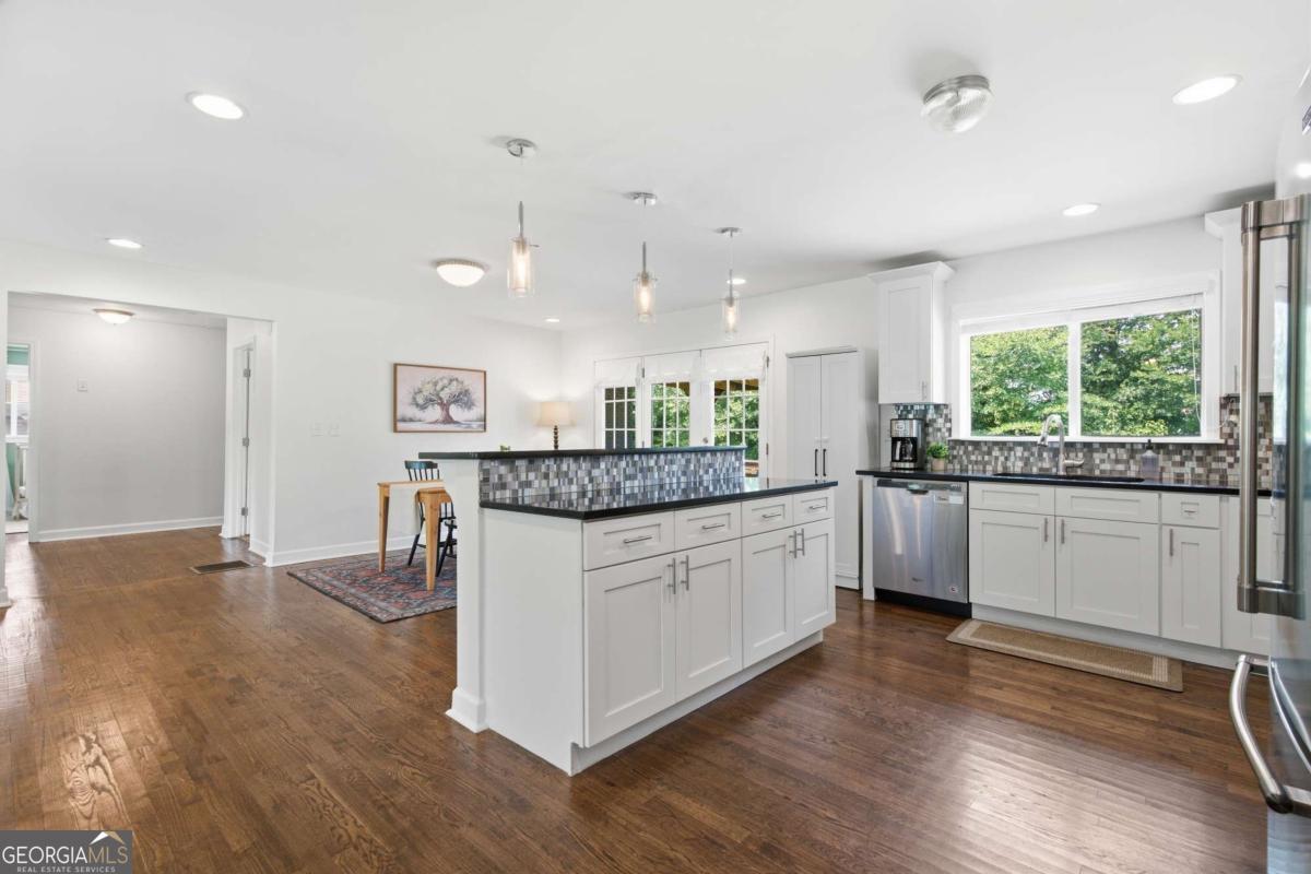 1891 Shepherd Circle Sw Property Photo 15