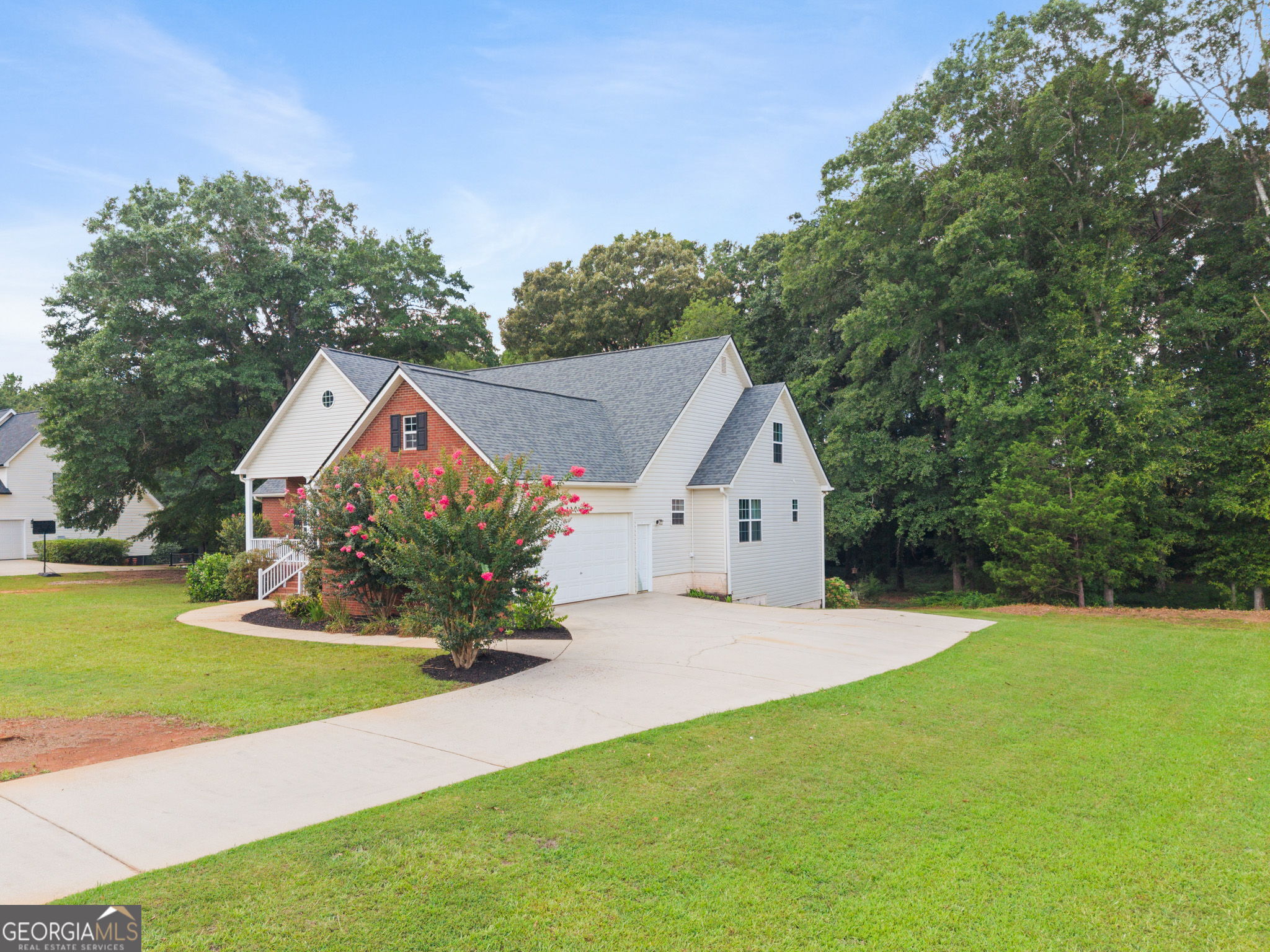 316 Mckibben Drive Property Photo 3