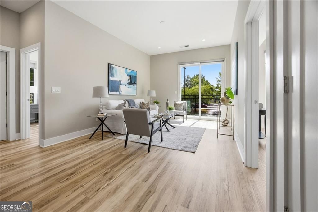 1155 Custer Avenue Se # 201 Property Photo 3