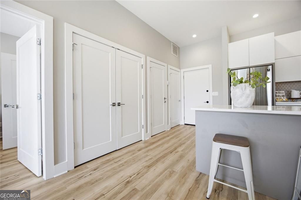 1155 Custer Avenue Se # 201 Property Photo 5