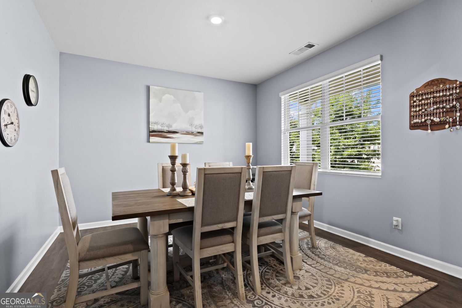 138 Springer Circle Property Photo 4