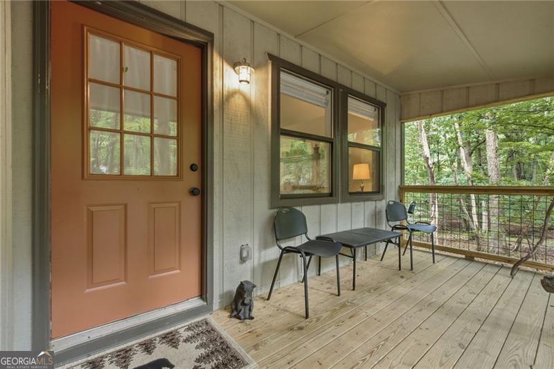 94 Winding Way Property Photo 6