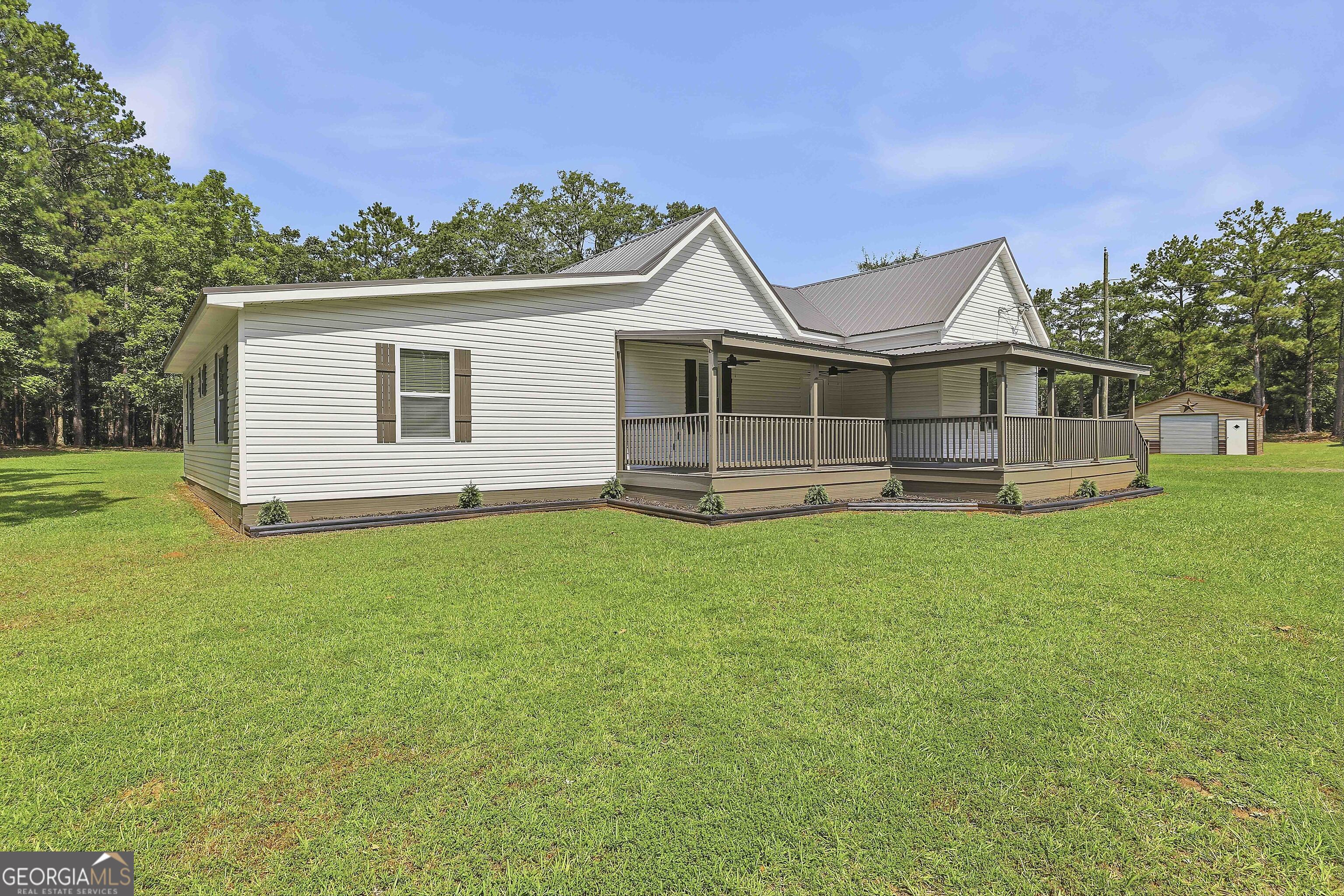1966 Owens Road Property Photo 6