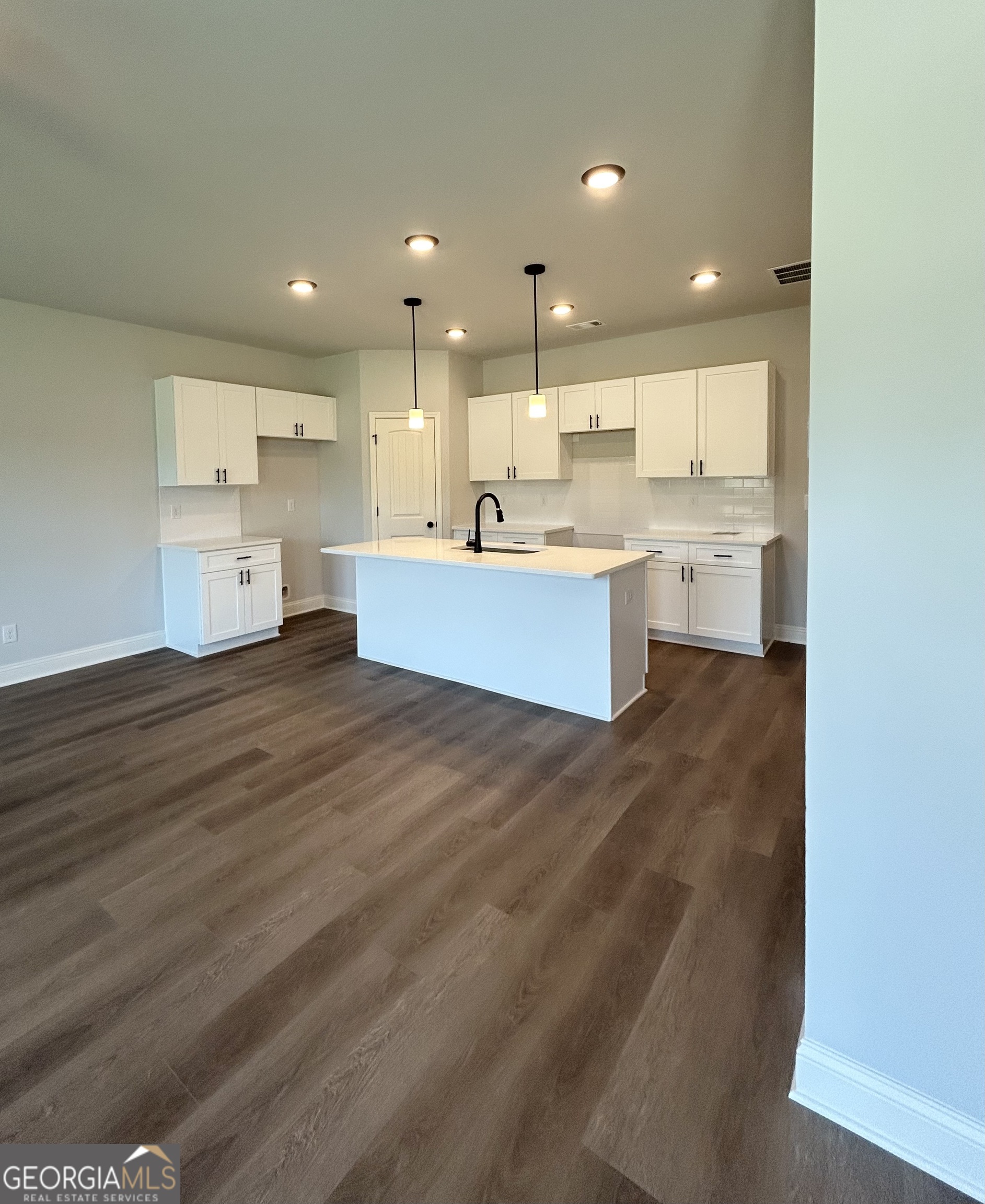 37 Crest Drive # 6 Property Photo 6