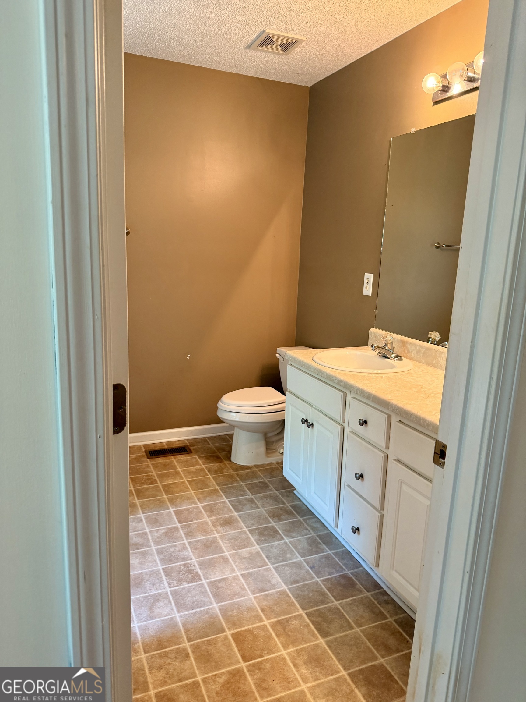 304 Oliver Court Property Photo 35