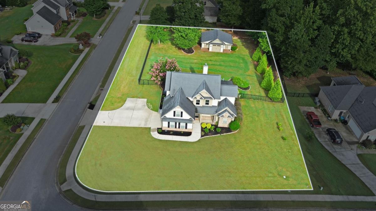 4662 Whitlow Ridge Drive Property Photo 3