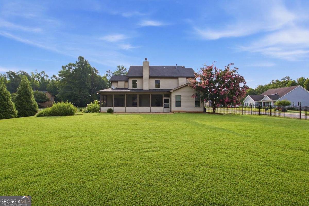 4662 Whitlow Ridge Drive Property Photo 7