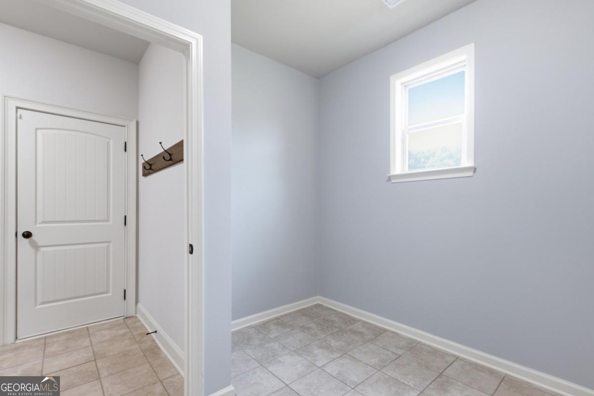 4662 Whitlow Ridge Drive Property Photo 29